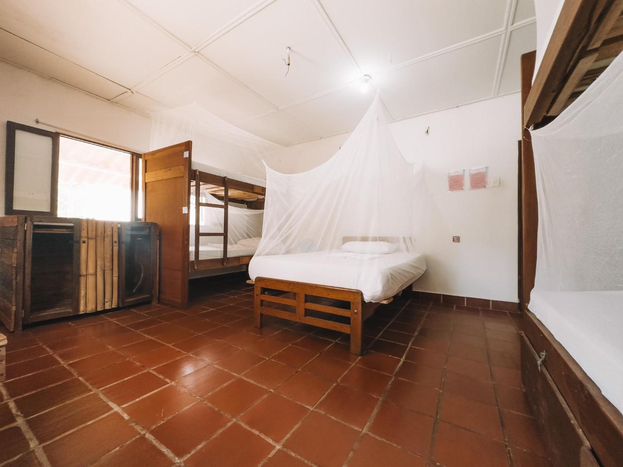 Jaba Jan Hostal Паломино Экстерьер фото